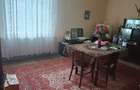 Apartament cu 3 camere decomandat în Exterior Vest