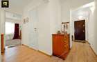 Apartament cu 4 camere decomandat în Piața Centrală - 3