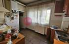 Casă individuală cu 9 camere cu Canalizare în Matei Voievod - 11