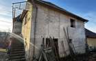 Casa cu 4 camere,baie, bucatarie,anexe.pivnita teren 2500 mp - 4