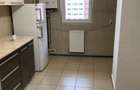 Apartament cu 3 camere decomandat în Răcădău - 2