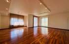 Apartament cu 4 camere decomandat în Dorobanți - 2