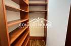 Duplex cu 5 camere cu Canalizare în Iancu Nicolae - 33