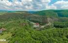 Pensiune cu 6 camere ?i restaurant de vanzare in ?uncuiu?