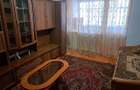 Apartament cu 2 camere, balcon si mobilat