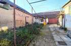 Casa saseasca 3 camere si 1400 mp teren in Brateiu - jud. Sibiu - 12