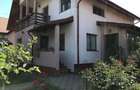 Vand casa, anexe ?i teren in Lilieci - 1