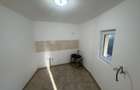 2 corpuri de Casă renovate + teren 125 mp Campina - 14