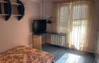 Apartament 3 camere + balcon de inchiriat Zona Cantemir - 2