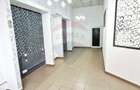 Spațiu comercial–multiple destinații, vitrină stradală,  zona UTA - 2