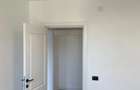 Apartament cu 3 camere decomandat în Tractorul - 4