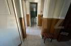 Apartament cu 4 camere semidecomandat în Micro 8 - 13
