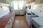 Apartament cu 4 camere decomandat în Dâmbu Pietros - 8 Apartament cu 4 camere decomandat în Dâmbu Pietros - 8