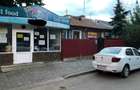 Vand casa + spatiu comercial - 2