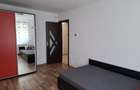 Apartament cu 2 camere decomandat în 13 Decembrie - 2