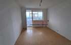 Apartament cu 3 camere decomandat în Giurgiului - 11