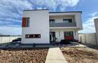 Casă individuală cu 5 camere cu Canalizare în Malu Mare - 4