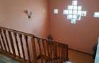 Casă cu 5 camere în Traian - 2