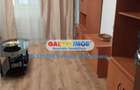 Apartament cu 3 camere decomandat în Iancului - 2