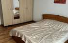 Apartament cu 3 camere semidecomandat, mobilat în Tractorul - 3