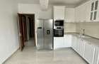 Apartament cu 3 camere decomandat în Tractorul - 5