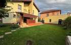 Casă individuală cu 8 camere cu Canalizare în Florești - 7