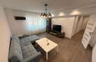 Apartament cu 3 camere decomandat în Central - 1