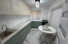Inchiriez apartament ultracentral NOU - 8