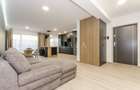 Apartament cu 4 camere decomandat în Central - 2