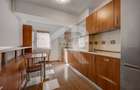 Apartament cu 3 camere decomandat în Vitan - 4