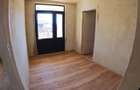Casa la pret de apartament 4 camere, teren 1770 mp, renovata Ciorani - 12