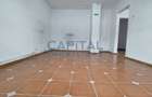 Spațiu comercial, de 56.200000762940 mp, în Rogerius - 2