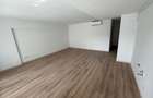 Apartament cu 3 camere decomandat în Titan - 10