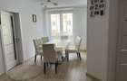 Apartament cu 3 camere decomandat în Turnișor - 1