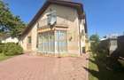 Casă individuală cu 6 camere cu Canalizare în Iancu Nicolae - 7 Casă individuală cu 6 camere cu Canalizare în Iancu Nicolae - 7