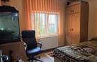 Apartament cu 3 camere decomandat în Tractorul - 3