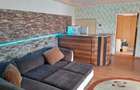 Ofer chirie 2 camere la curte