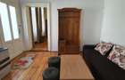 Vand apartament de 2 camere la casa,situat central- Str.Andrei Saguna - 13