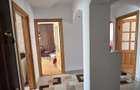 Vand apartament cu 3 camere, decomandat, str 13 decembrie