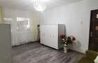 Apartament de vanzare 3 camere etaj 1 - 8