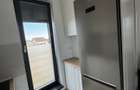 Apartament cu 3 camere semidecomandat în Aradului - 4