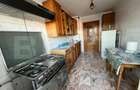 Apartament cu 5 camere decomandat în Târgoviște - 16