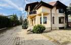 Casă individuală cu 7 camere cu Canalizare în Sânpetru - 2