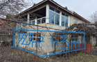 Vila P+1,hala 70 m2 la parter, la DN4 - 1