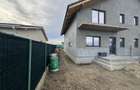 Duplex cu 4 camere cu Teren 275 Mp în Sânmihaiu Român - 3