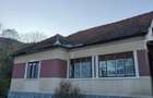 Casa la 12 km de Deva - 1