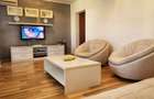 Apartament cu 3 camere decomandat în Berceni - 1
