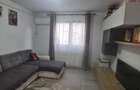 Apartament cu 3 camere decomandat în Tractorul - 2