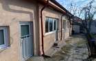 Casa cu 3 camere ,bucatarie,baie situata la 8,5 km de Selgros Craiova - 3