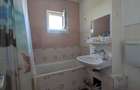 De vanzare apartament cu 3 camere decomandat si 2 balcoane, 48.500euro - 2